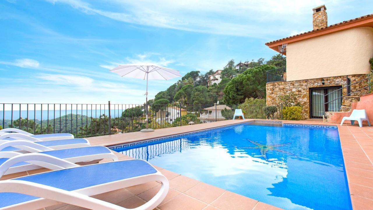 Villa Villa- Monica *