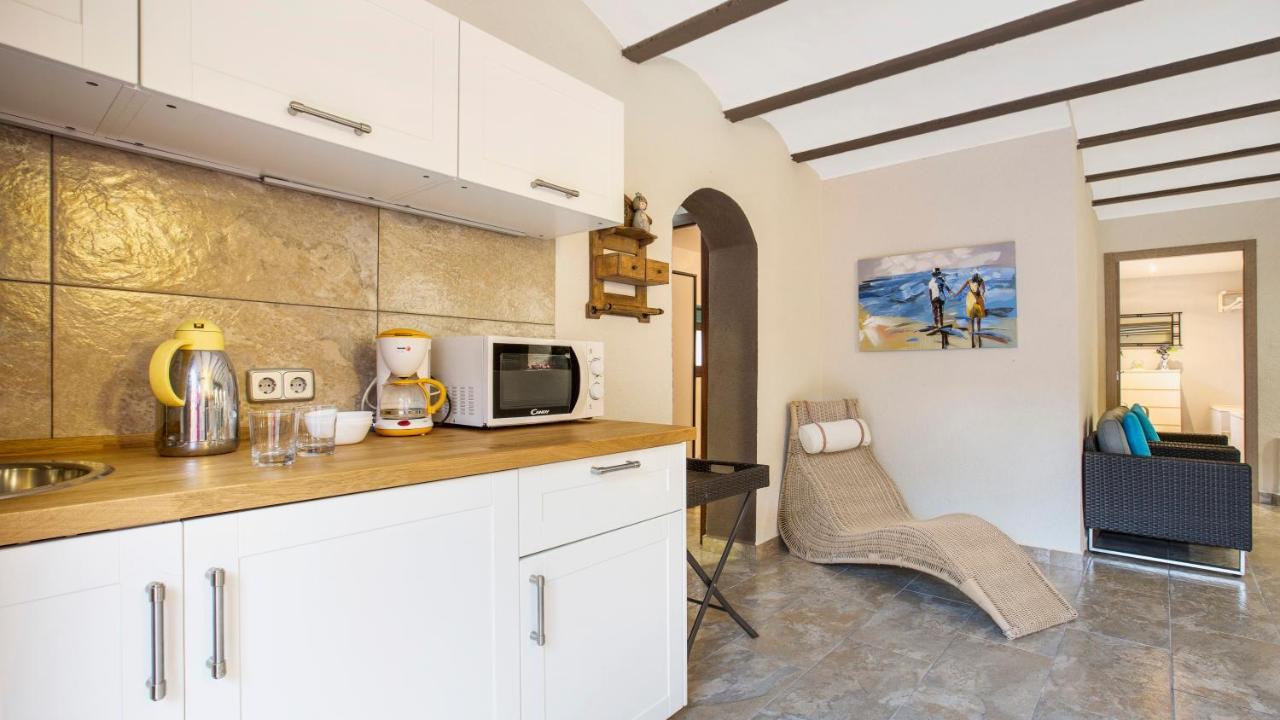 Villa- Monica *