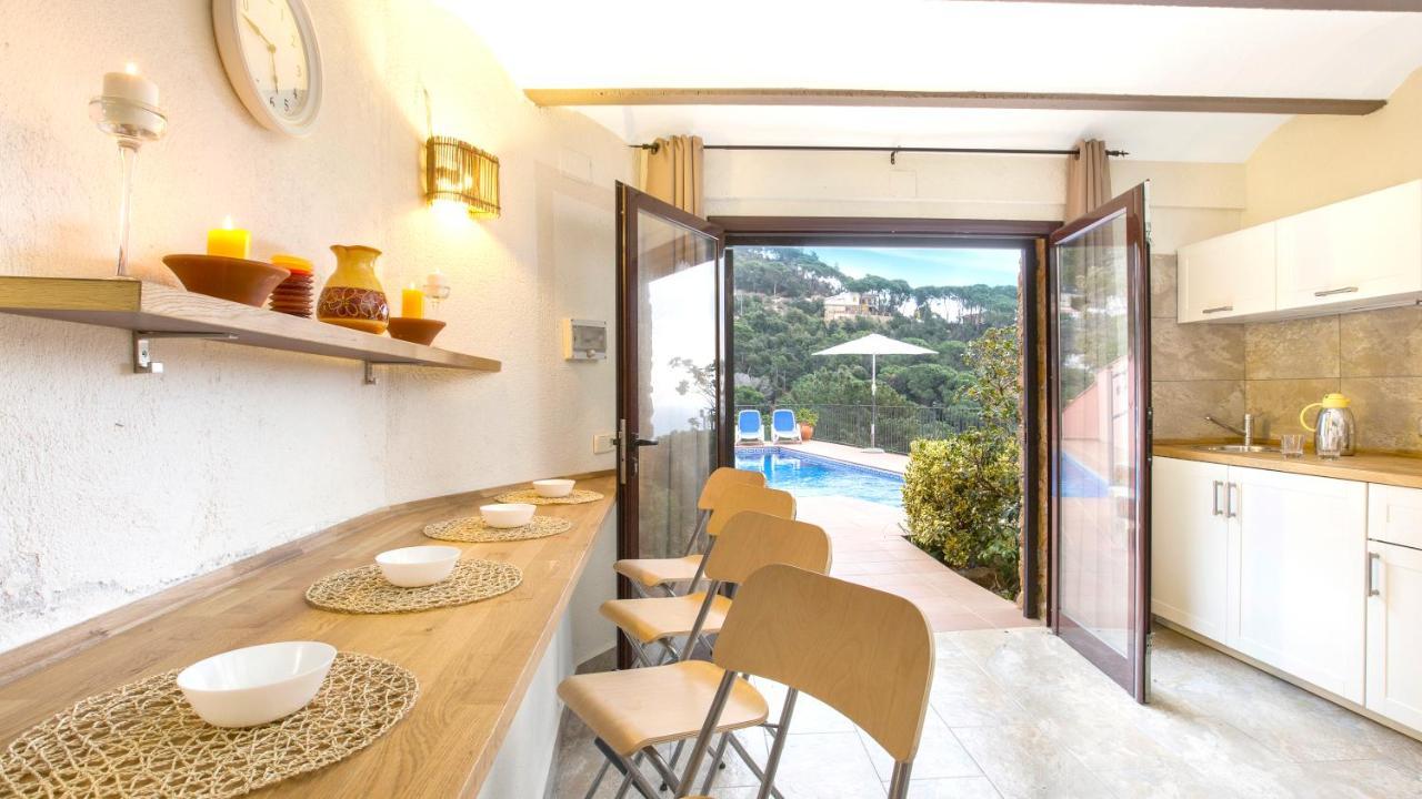 Villa- Monica Villa